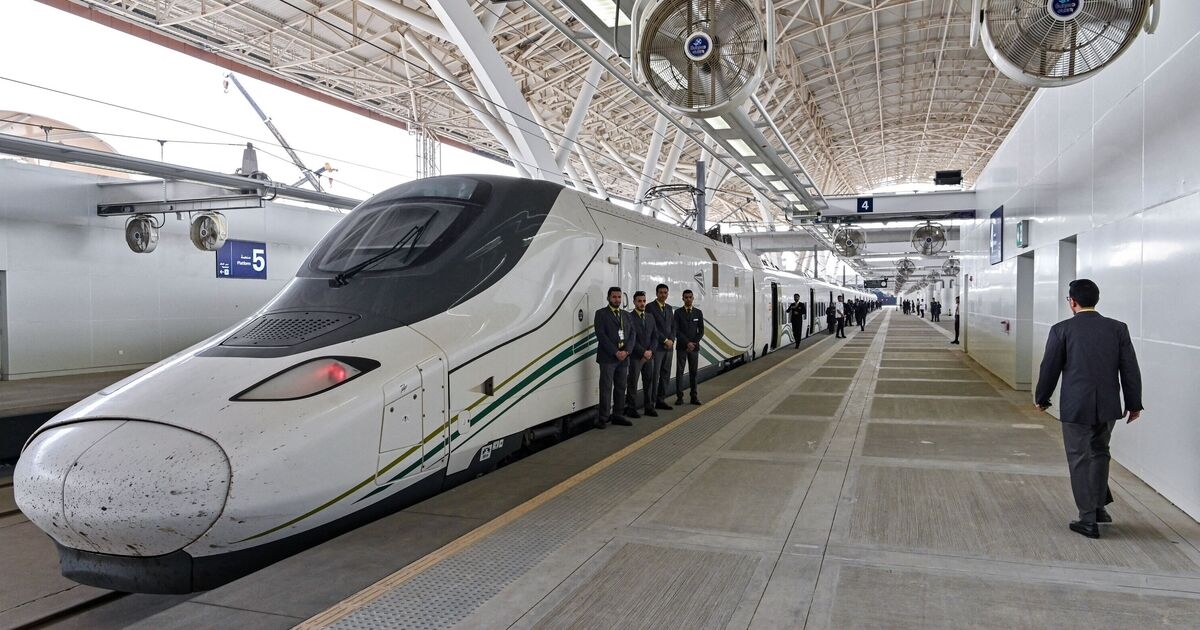 El increíble y enorme sistema de metro de 11.900 millones de libras que solo abre 7 días al año