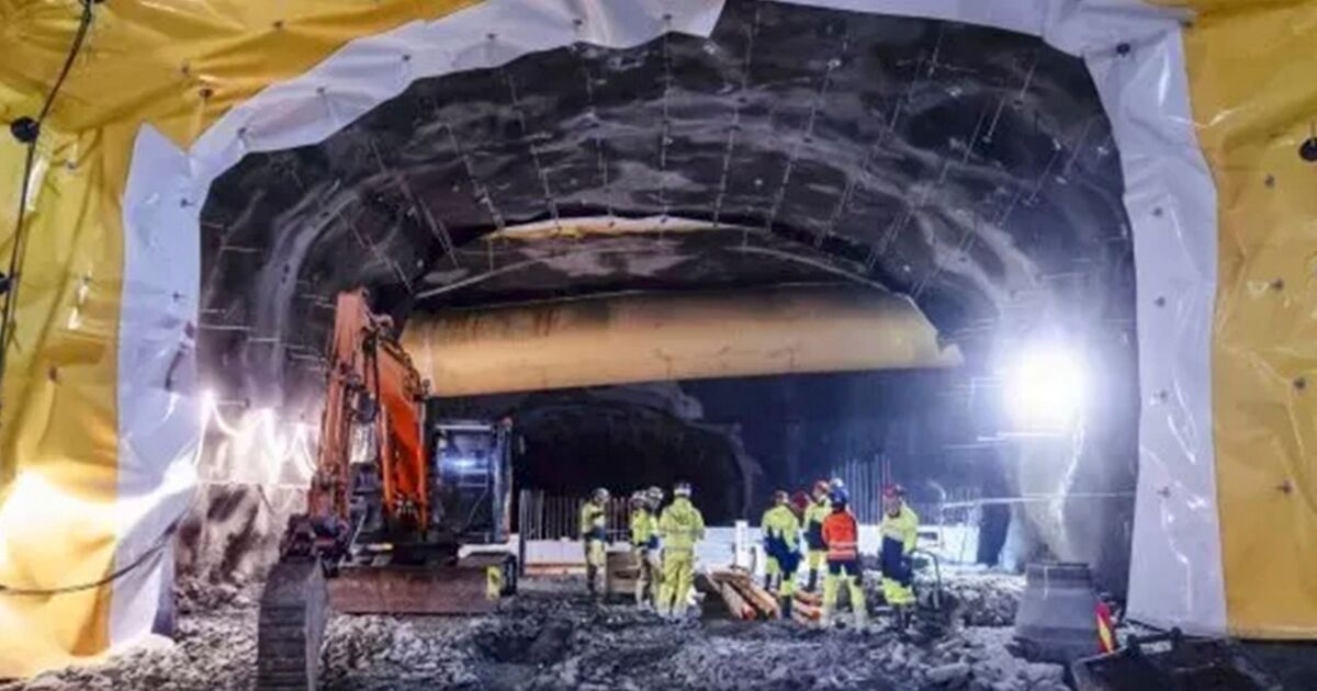 Najgłębszy tunel na świecie, kosztujący 1,7 mld funtów, którym samochody będą mogły przejechać 16 mil pod wodą