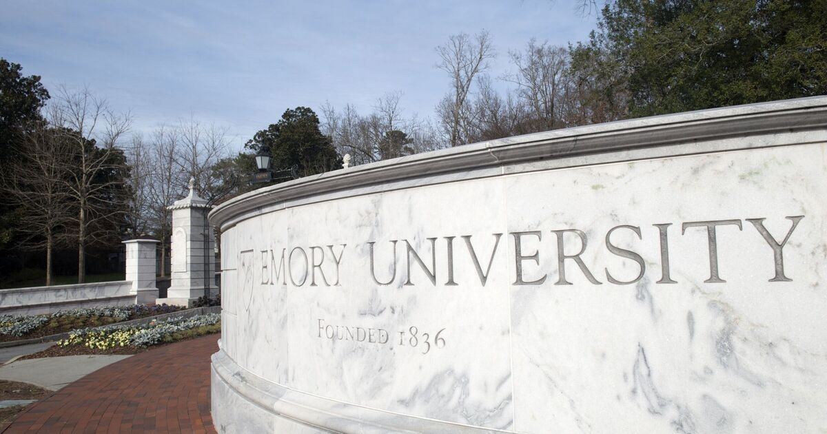 Sparatoria all'Emory College LIVE: colpi di arma da fuoco sparati mentre agli studenti veniva detto di "correre, nascondersi, combattere"