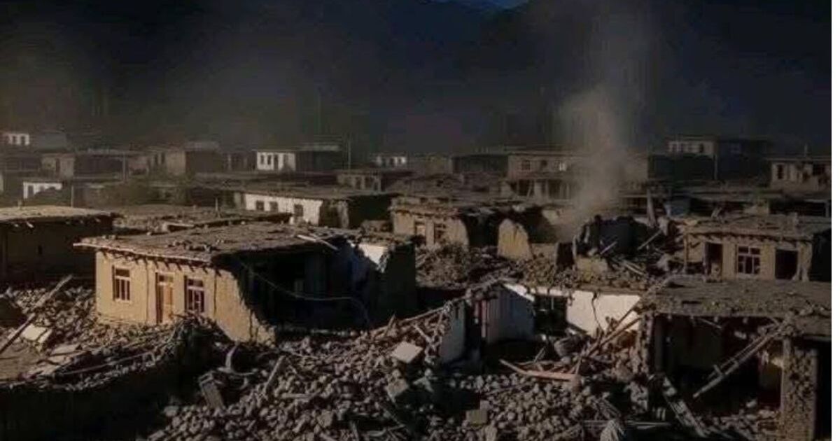 Terremoto no Afeganistão AO VIVO: Número de mortos sobe para 622 após terremoto de magnitude 6,0 reduzir casas a escombros