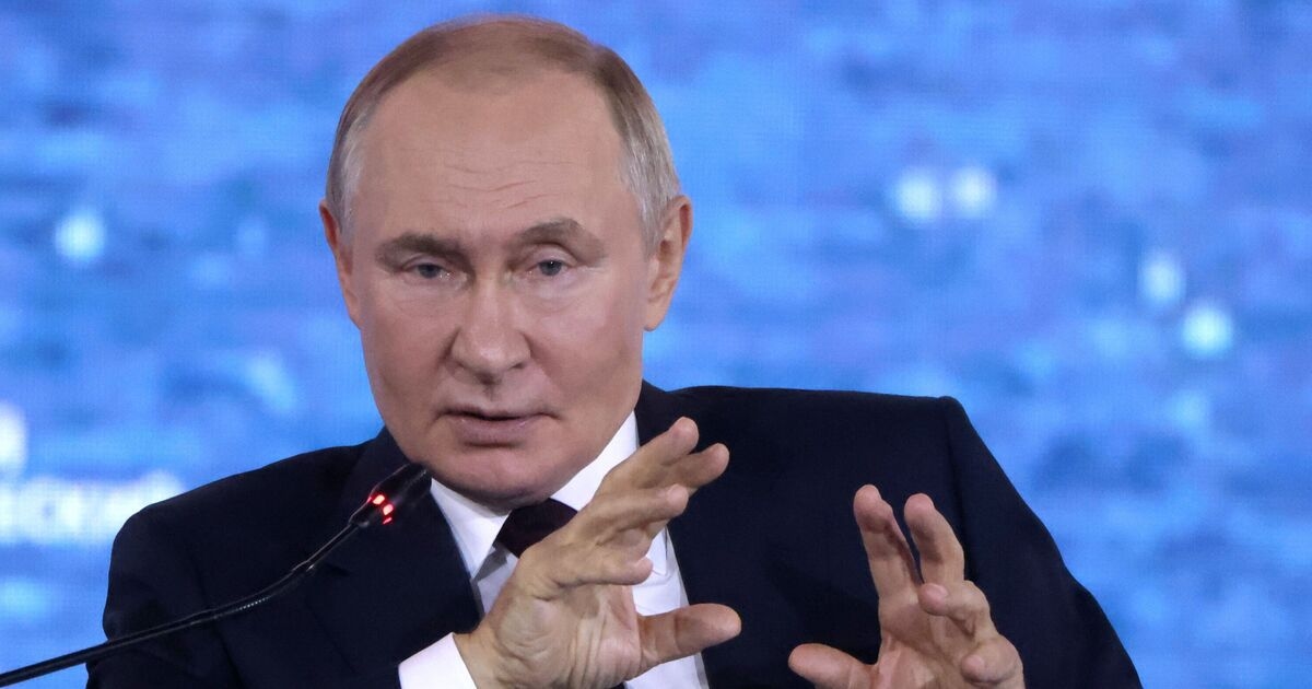 Ukraine LIVE: Putin missile hits key building for first time in horror 805-drone onslaught