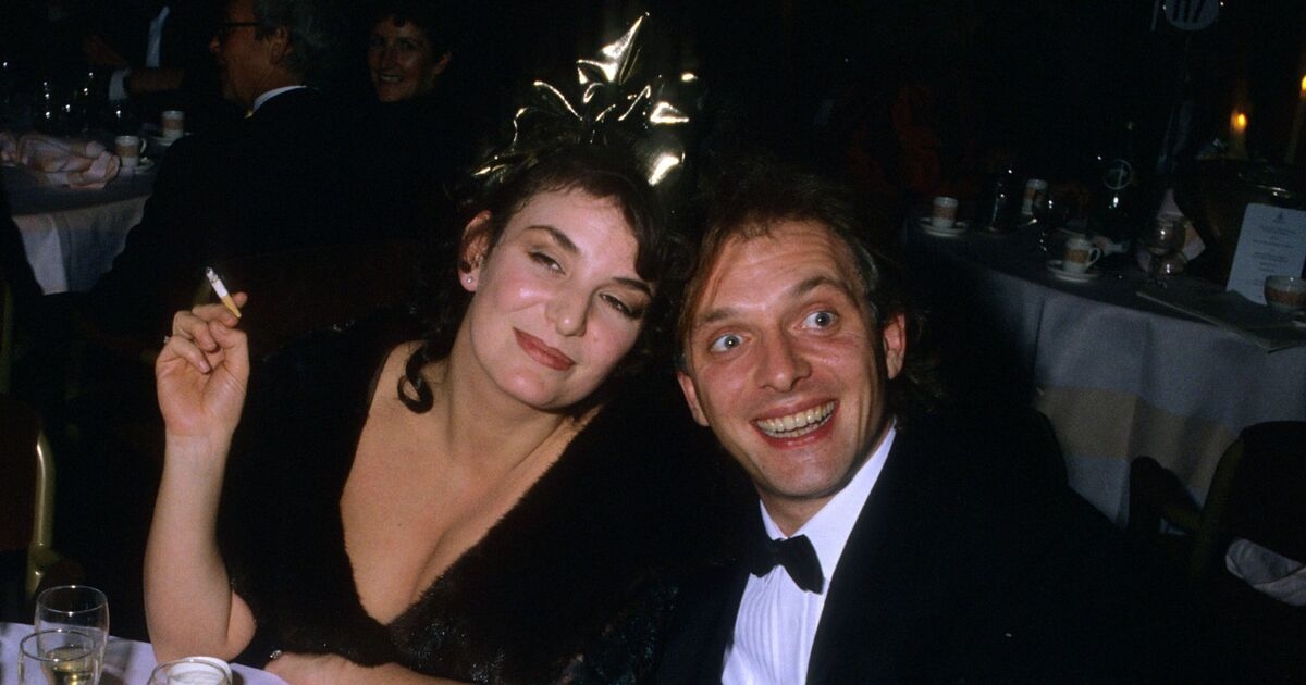 El tórrido romance de Rik Mayall con su coprotagonista que lo llevó a dejar a su pareja embarazada