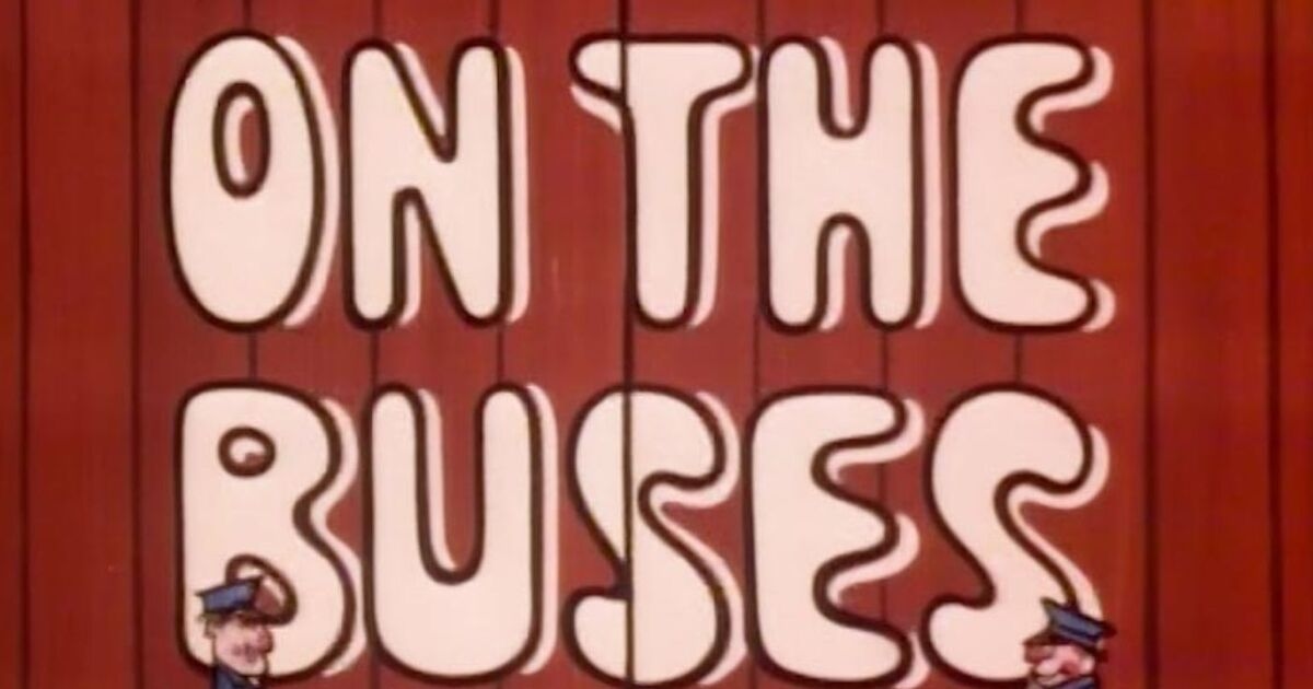 Die Legende von „On the Buses“ hinterließ ihrem ehemaligen Co-Star nach dem tragischen Tod durch einen Brand ihr Vermögen