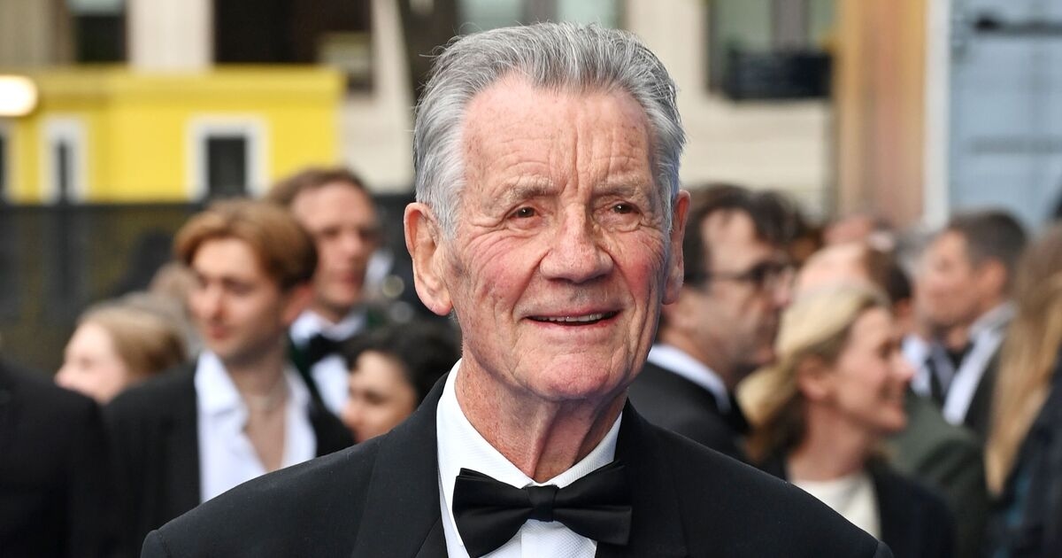 Michael Palin corre el riesgo de declararse en bancarrota al admitir haber aceptado trabajos que "no pagaban bien"