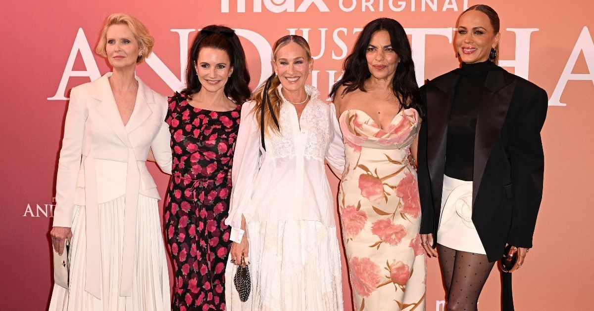 Kristin Davis Wore a Surprisingly Affordable Dress for the 'And Just Like That' Premiere—and it's Still in Stock
