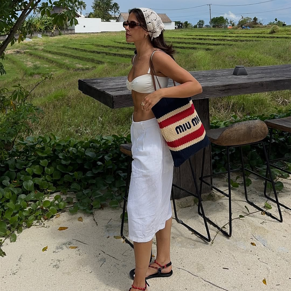 Necesito desesperadamente accesorios de verano modernos y geniales: Luisaviaroma tiene todo lo que busco.