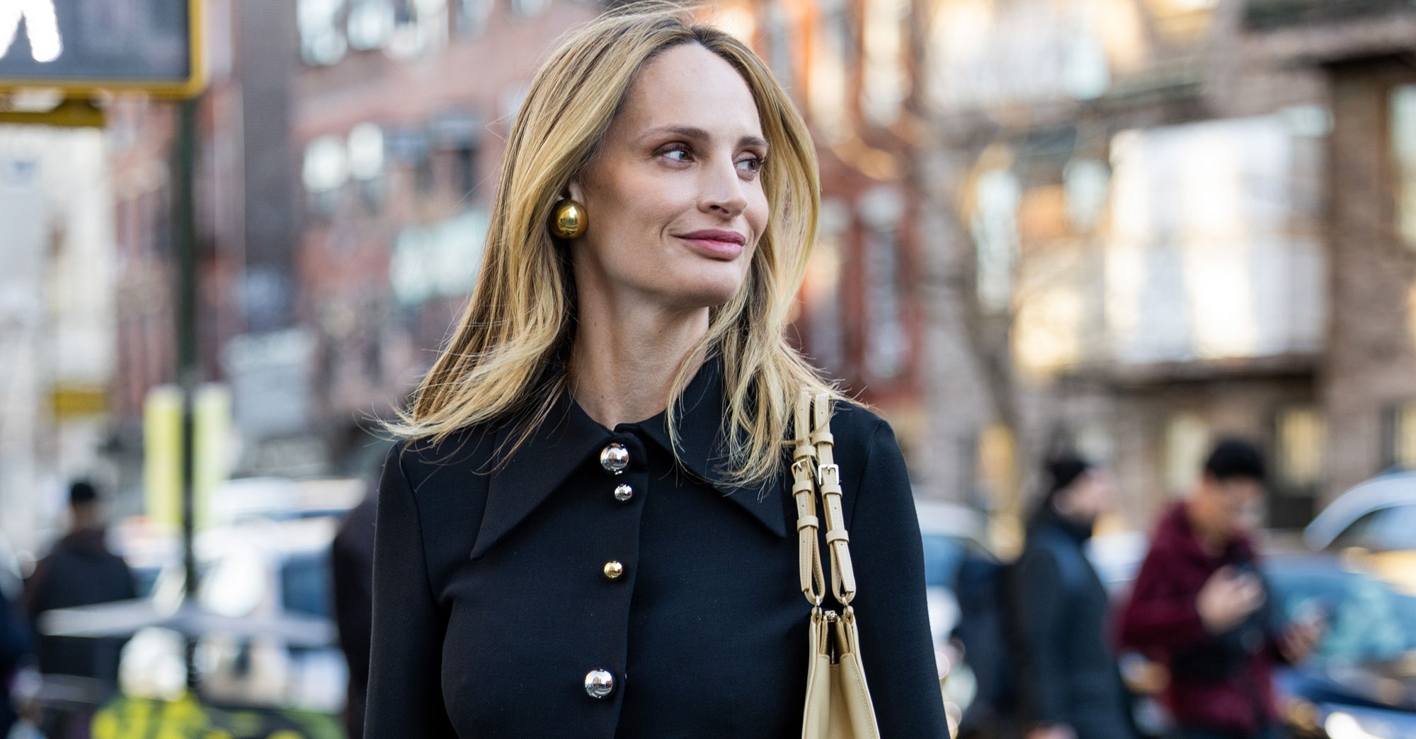 Lauren Santo Domingo'ya Göre "TSA ve Türbülansa Dayanıklı" Seyahat Pantolonları
