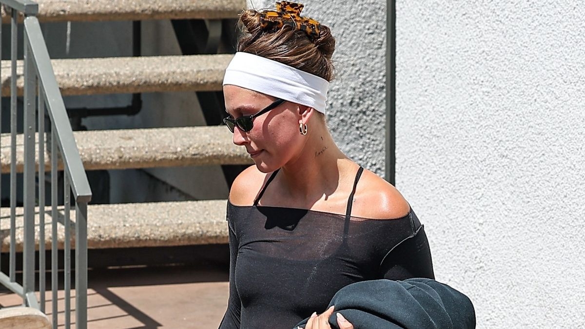 L.A. It Girls Are Swapping XL Totes for the Elevated Bag Trend Made for Pilates and Matcha Runs