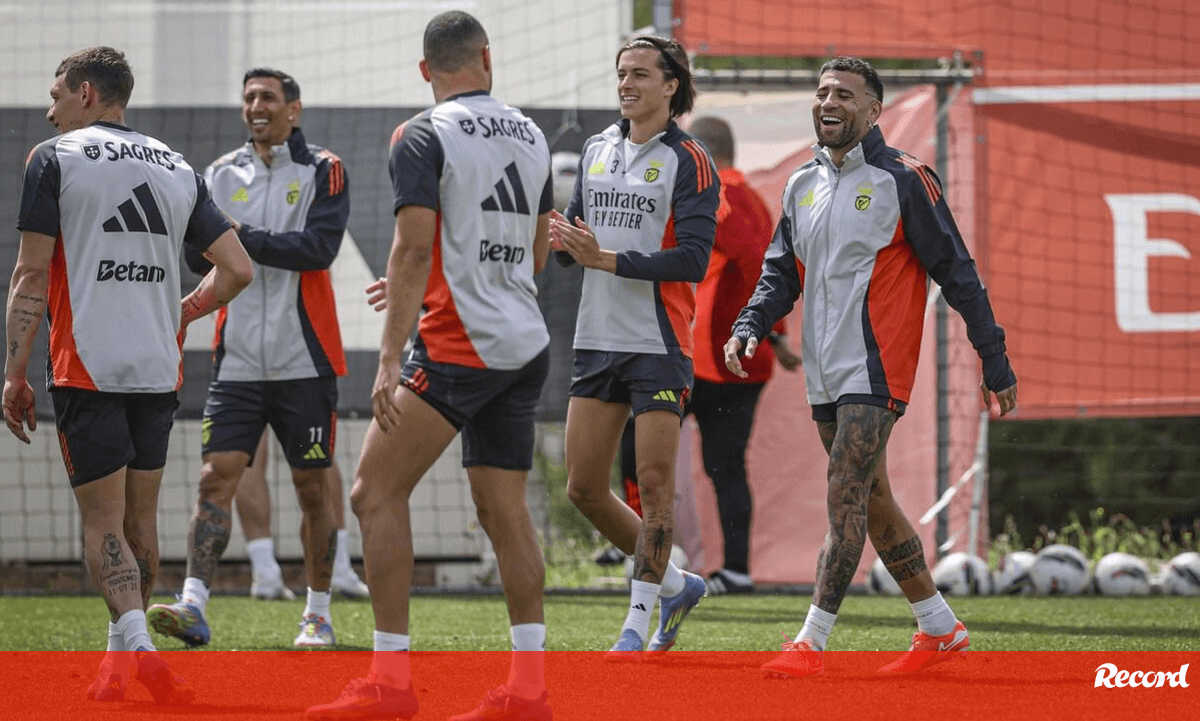 <![CDATA[ Benfica crente num deslize do Sporting ]]>