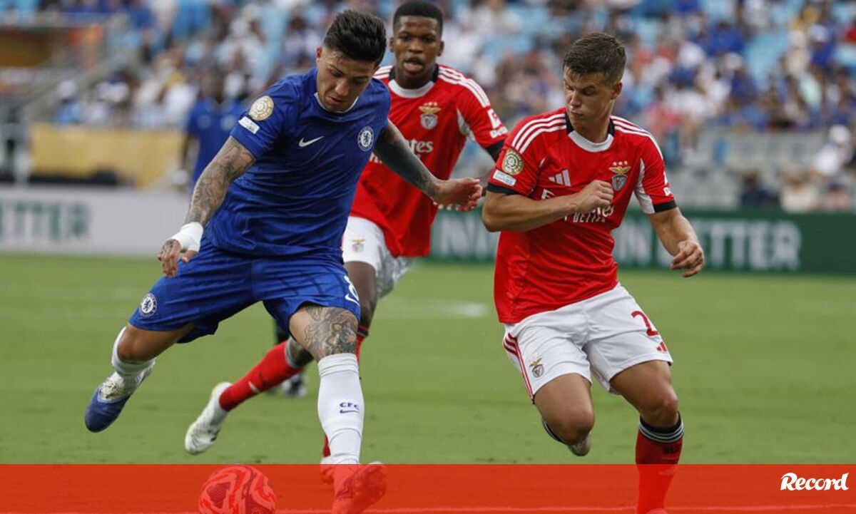 <![CDATA[ Enzo Fernández matou saudades: Record revela os bastidores do reencontro com o Benfica ]]>