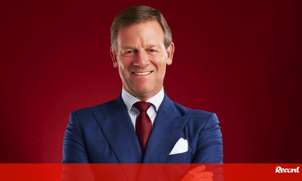 <![CDATA[ Martim Mayer oficializa candidatura à presidência do Benfica esta quarta-feira ]]>
