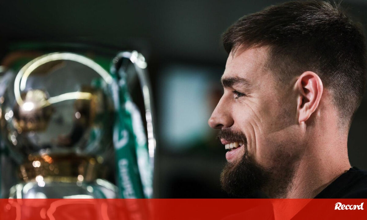 <![CDATA[ A matar saudades: Coates almoçou com os capitães do Sporting ]]>
