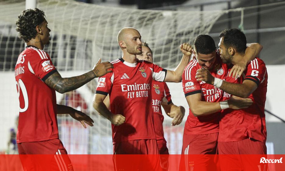 <![CDATA[ Arte de vencer... sem sofrer golos: Benfica com arranque inédito ]]>