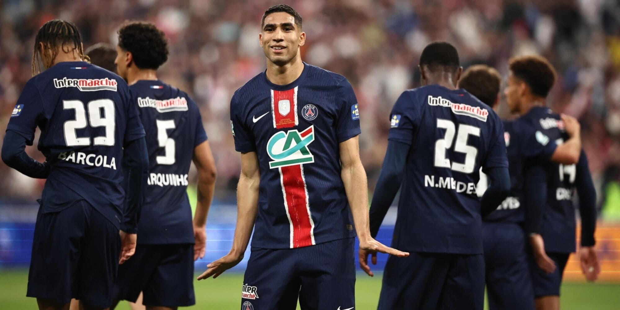 Psg, Fransa Kupası'nda zafer kazandı ama Kvara sarı kart gördü: Başlangıç ​​oyuncusu ama Doué oynuyor, "baş ağrısı"