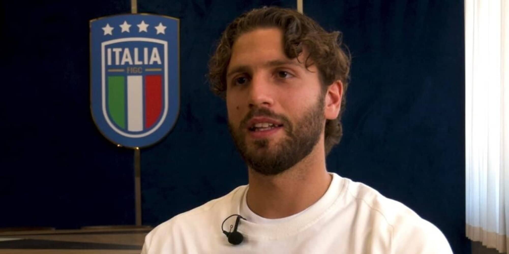 "Ik herinner me de fout, de tranen en Chiellini die tegen me zei: 'Maak je geen zorgen, we gaan winnen.'" Locatelli wordt emotioneel.