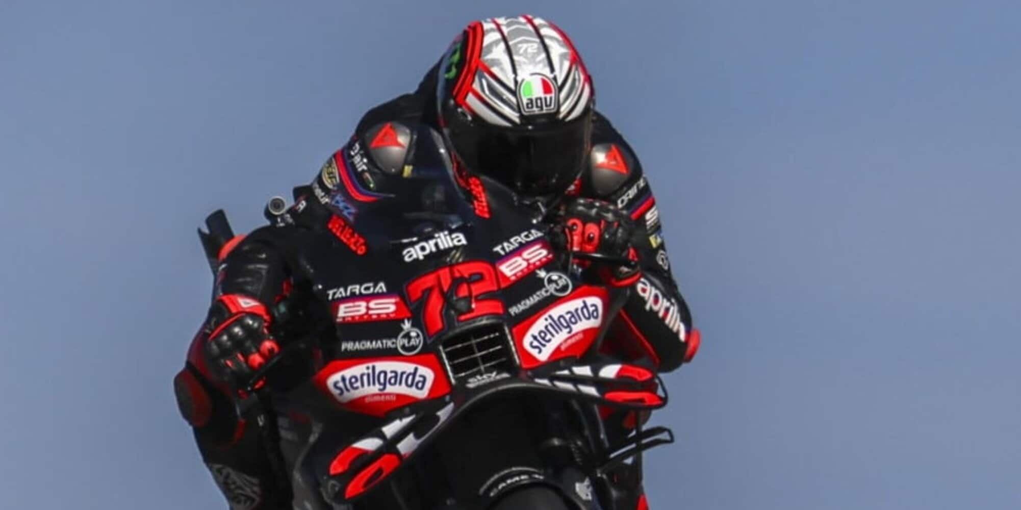 <p>Alex Marquez remporte le sprint de Portimão. Bezzecchi monte sur le podium.</p>