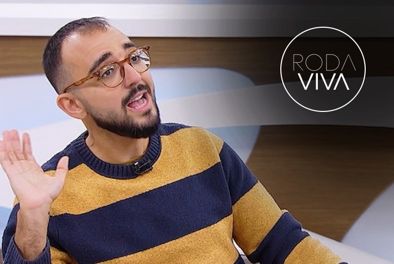 Raphael Montes responde a las críticas por escribir desde una perspectiva femenina: "En la ficción, podemos vestir otros cuerpos"
