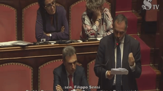 Sensi reads the list of all women victims of femicide in 2025