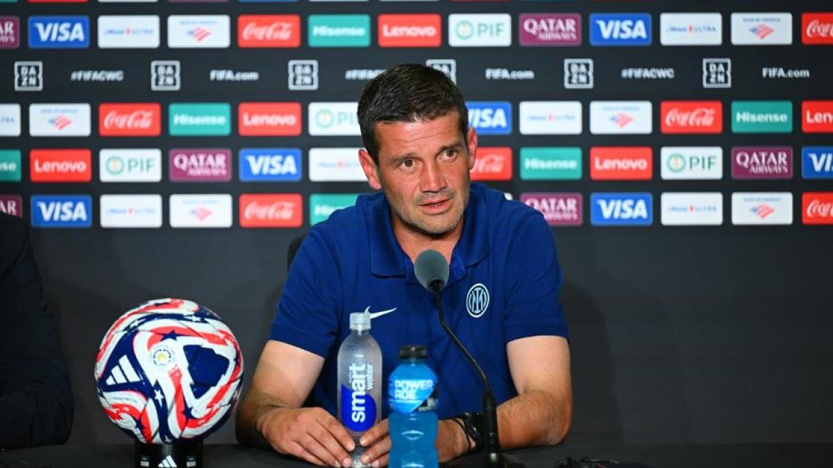 Chivu onthult zijn Inter: "Genoeg over het verleden nagedacht, je zult al iets zien bij Monterrey"