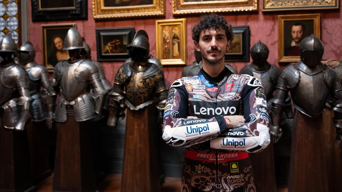 Bagnaia: "À mercê da moto, só me resta assistir. GP25 para Márquez? Ele gosta de subviragem..."
