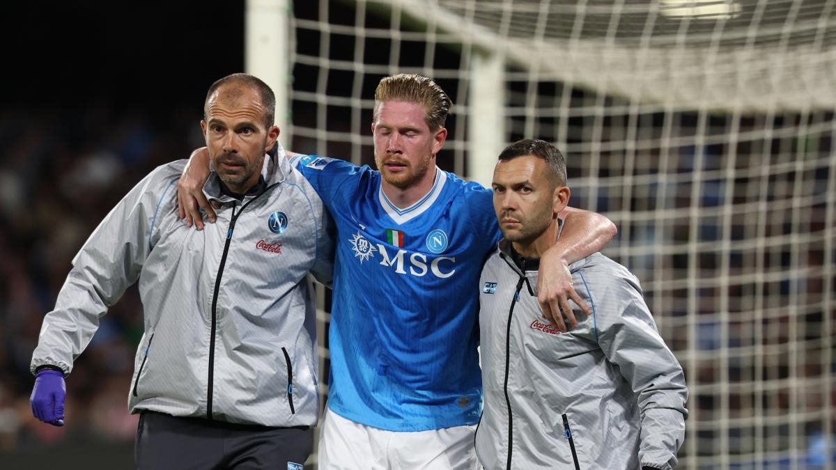 De Bruyne's message to Napoli fans: "Ready to return." His teammates: "Hurry up."