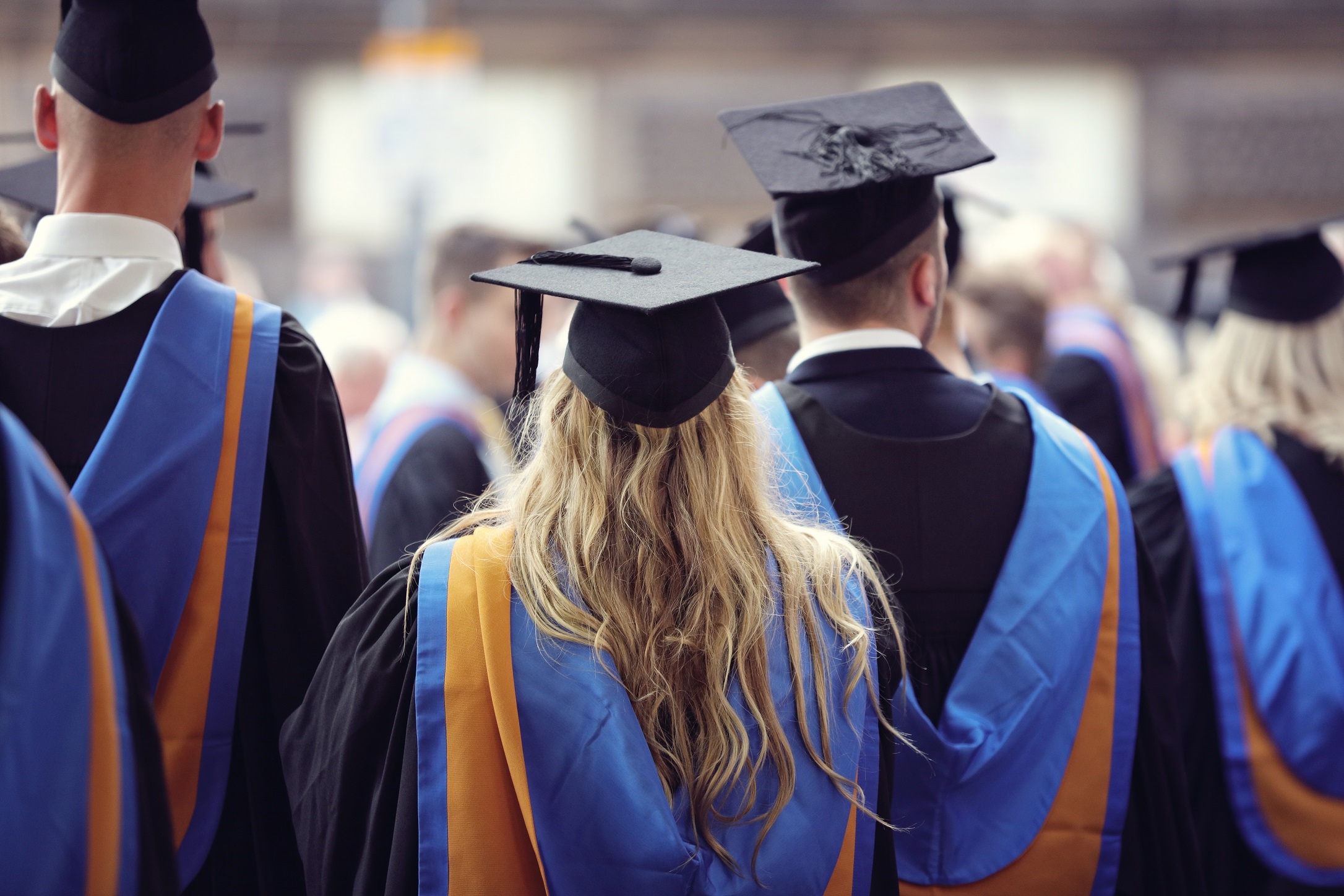 El Estado financiará educación gratuita para adultos en ocho carreras de alta demanda