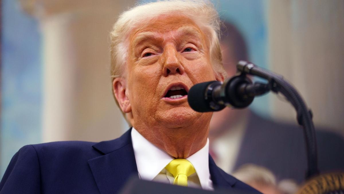 Trump wordt 100: focus op massadeportaties en juridische controverse