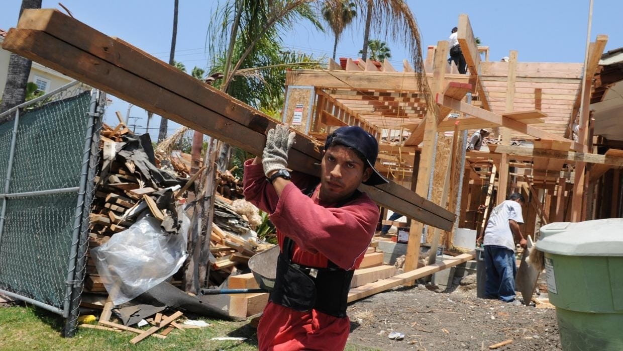 Mexico in Focus: 40-Hour Labor Reform Advances; Economy Grows Slowly; Climate Challenges the Country
