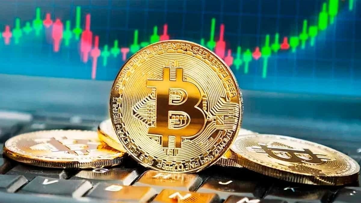 Rating Agencies Reaffirm Mexico's BBB Rating with Stable Outlook; Bitcoin Surpasses $95,000