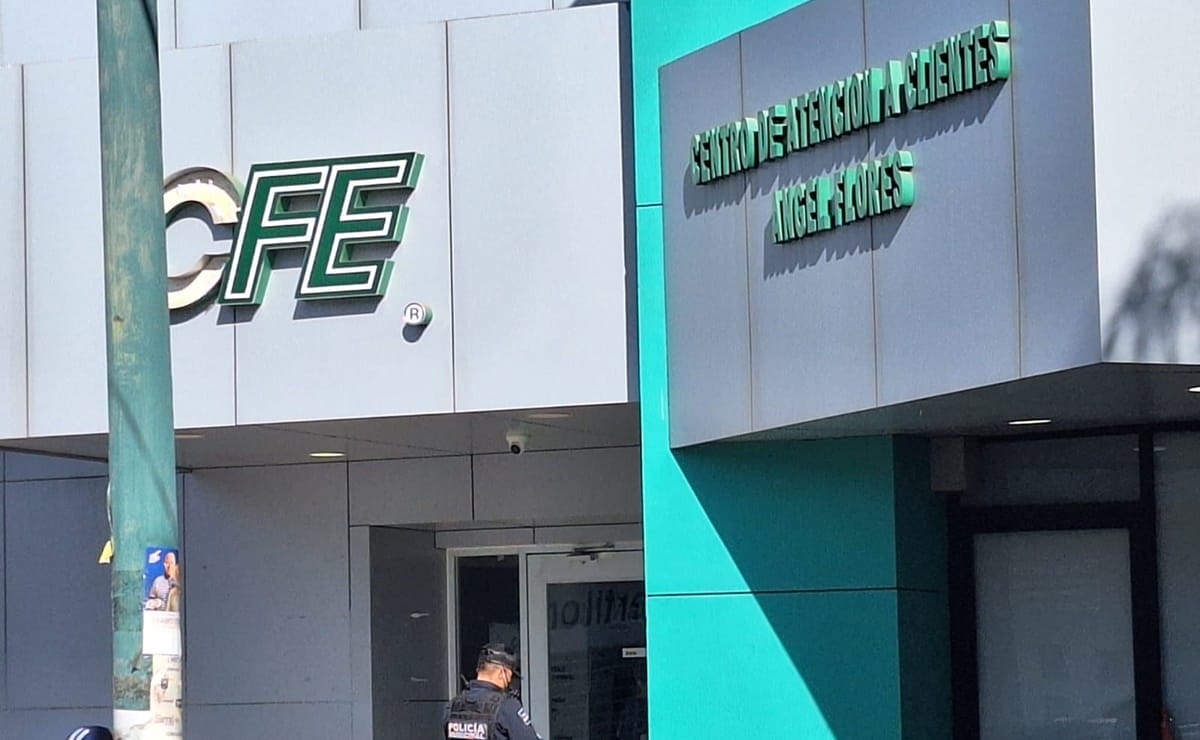 ¡Ya basta de abusos! Regidor de Playa del Carmen exige a CFE solución inmediata a apagones
