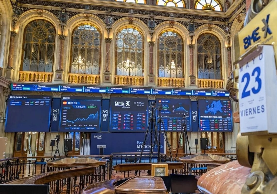 Trump propose des droits de douane de 50 % sur l'UE : les marchés boursiers européens chutent