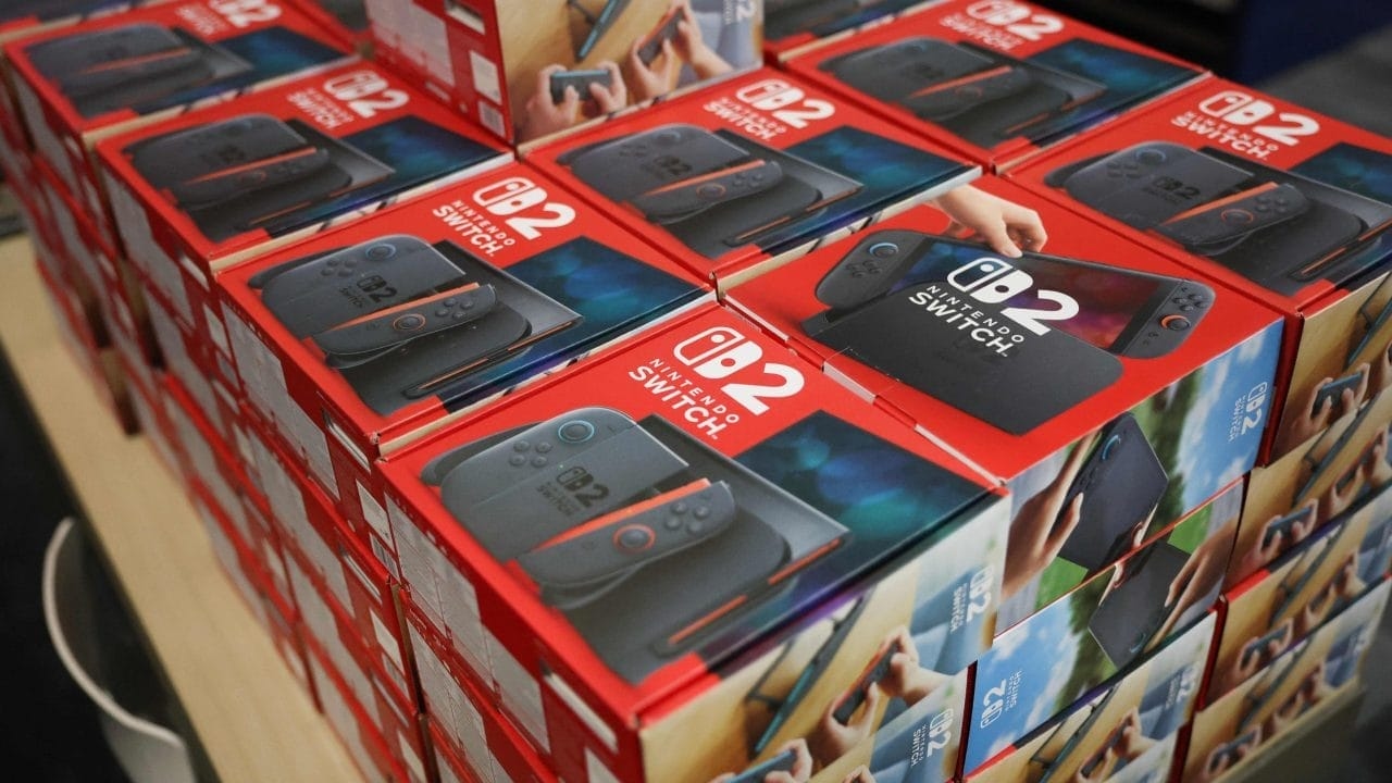 Switch 2: Pantallas Dañadas por Grapas. ¿Error o Negligencia?