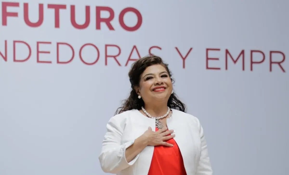 Clara Brugada annuncia la creazione di un Ufficio di difesa sociale e legale per le donne a Città del Messico.