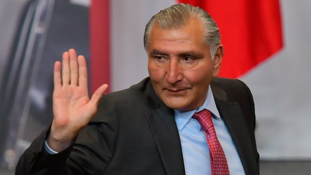 Morena défend Adán Augusto, ancien patron en fuite, et l'accuse de complot