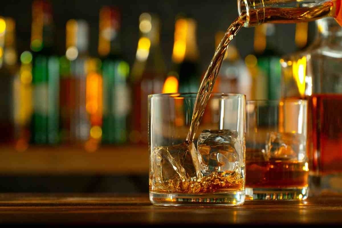 Maatschappelijke organisaties dringen er bij Sheinbaum op aan om hogere belastingen op alcohol en frisdranken te heffen.