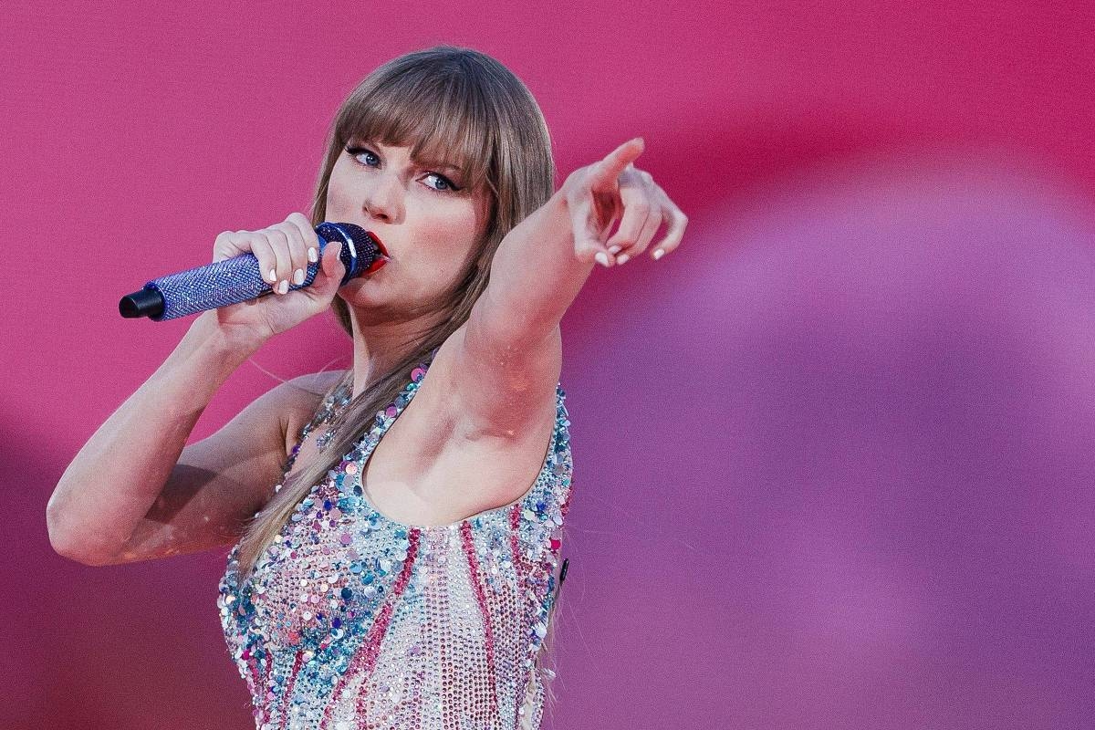Grok, de kunstmatige intelligentie van Elon Musk, creëert nep-naakten van Taylor Swift