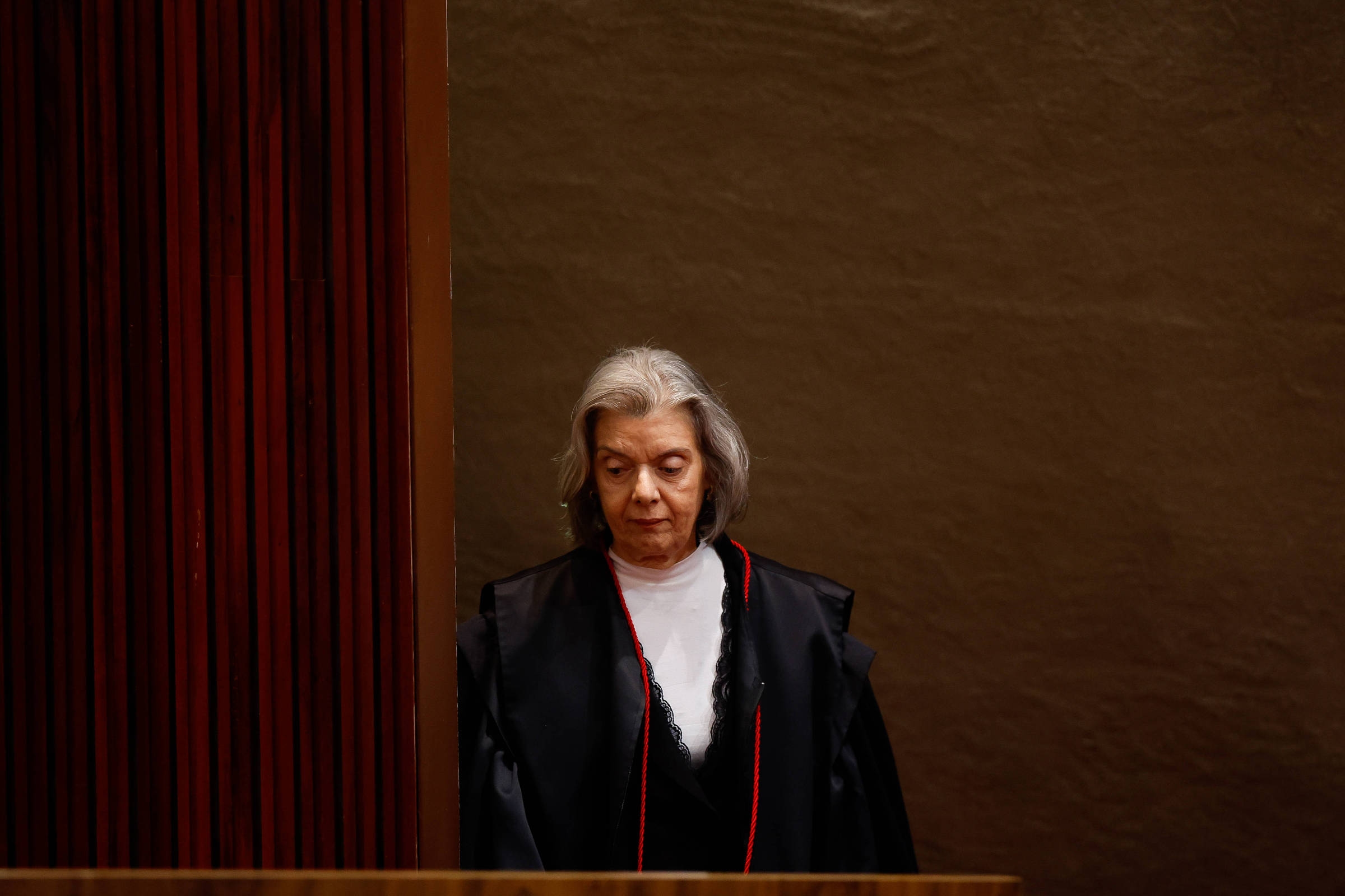 Cármen Lucia enters her second year as president of the Superior Electoral Court (TSE) under pressure to unblock the court's agenda.