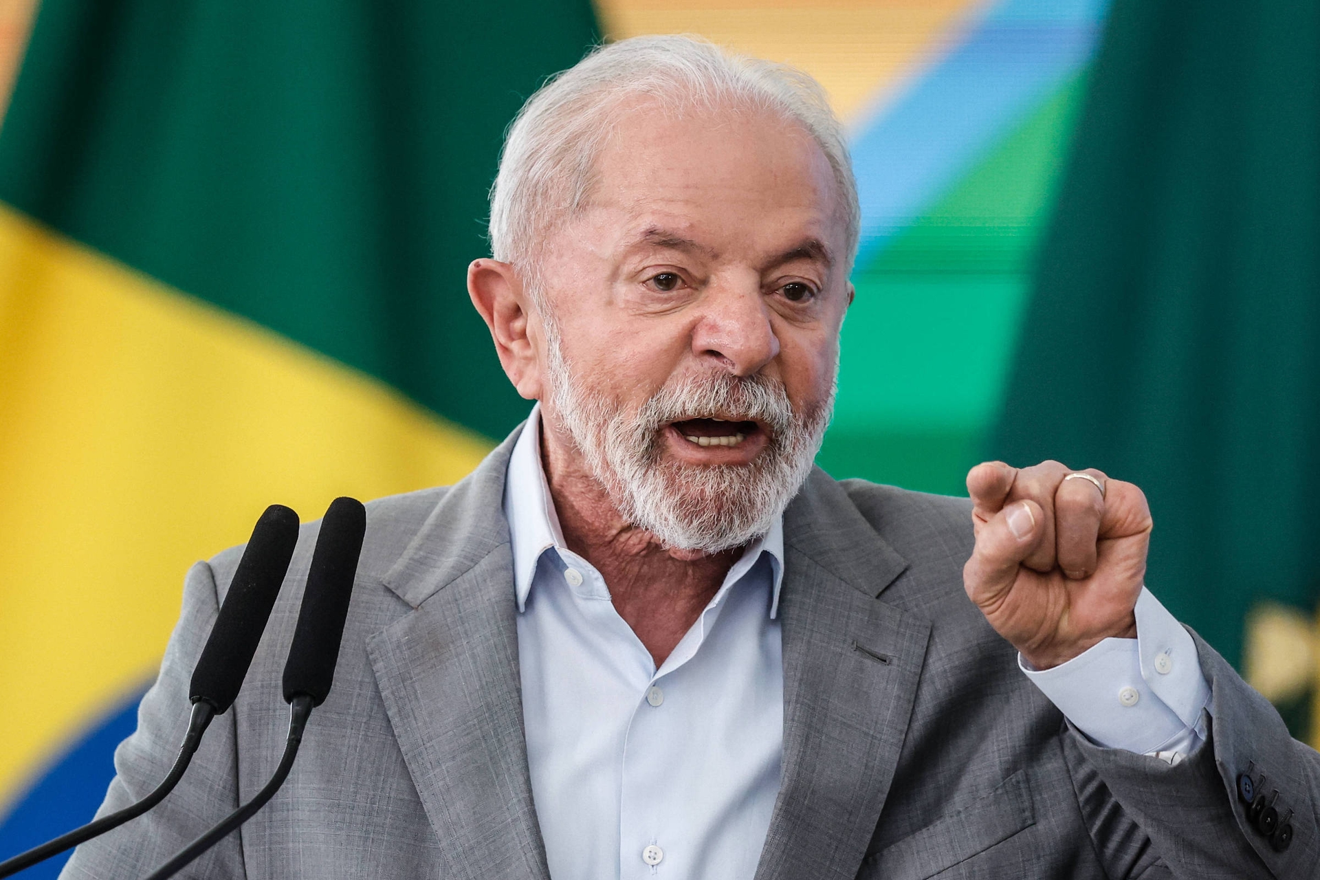 Datafolha : Lula prend l'avantage sur le bolsonarisme aux premier et deuxième tours