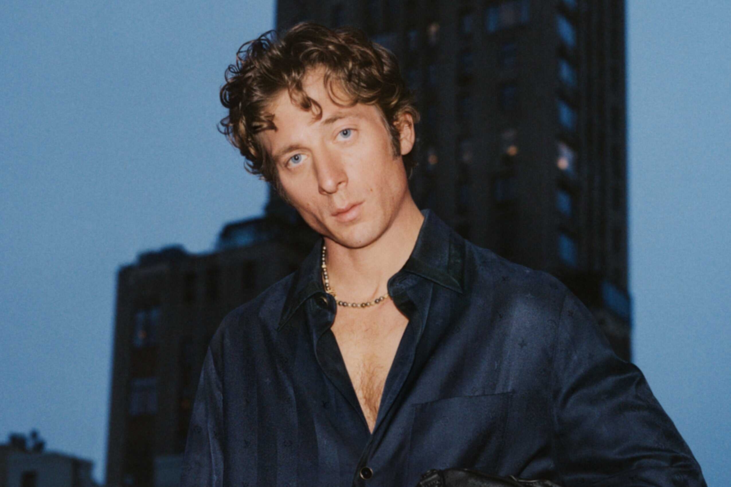 Джереми Аллен Уайт открывает новую эру шика в качестве нового посла Louis Vuitton