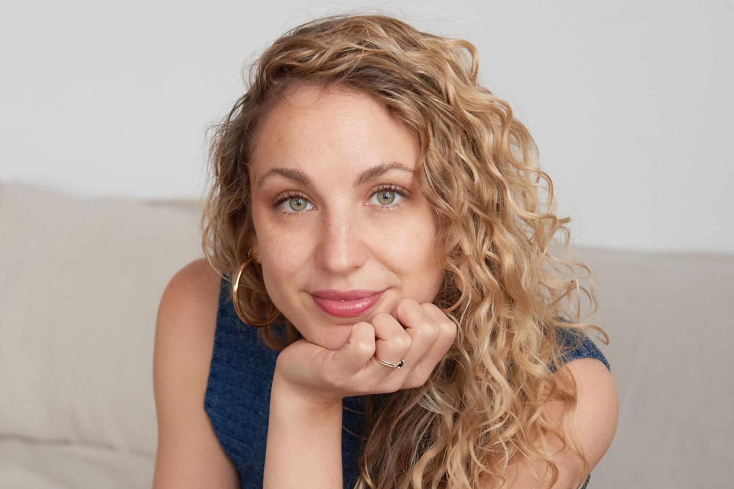 Medios diarios: El nuevo director de estilo de Teen Vogue deja Esquire y Hearst, ¡y además, cambia de director ejecutivo en Wolford, Converse y más!