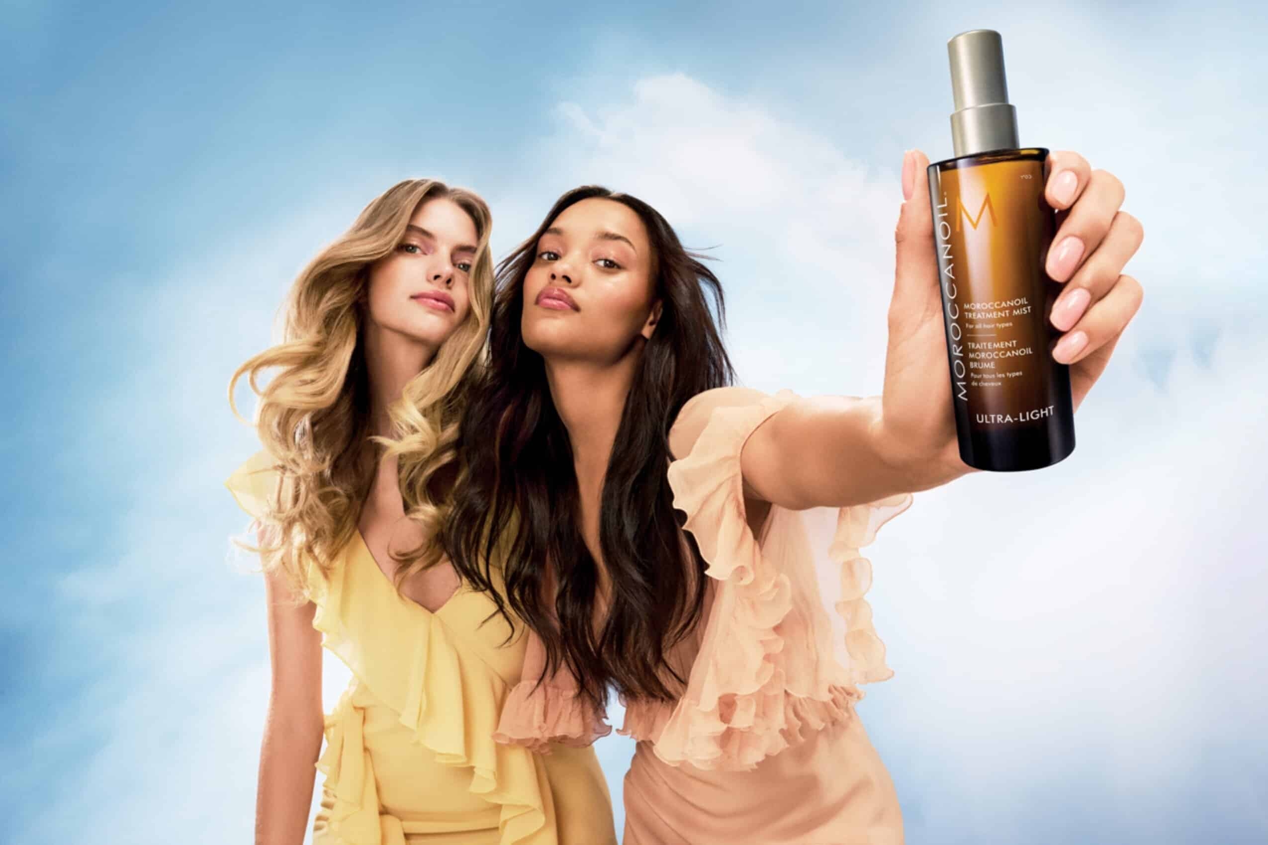 Moroccanoil выходит на побережье с Simkhai