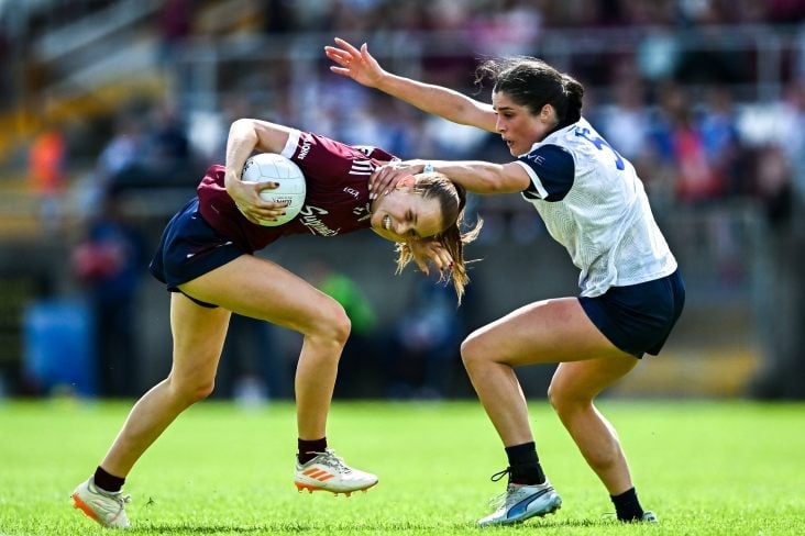 Dames: Sterke start helpt Galway langs Waterford naar All-Ireland halve finales