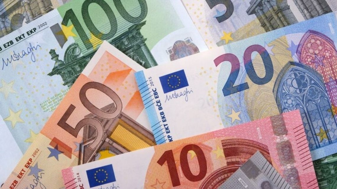 Euro dzisiaj i euro na niebiesko dzisiaj, NA ŻYWO: minuta po minucie notowania na czwartek, 27 lutego 2025 r.