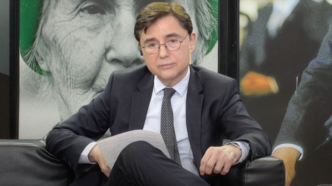 Martín Fierro naar de webportals: Jorge Fontevecchia bekroond als beste opiniecolumnist