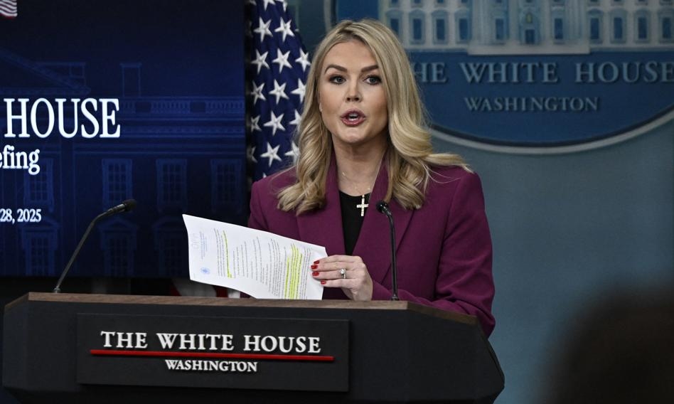 White House: Trump pleased with Nawrocki's victory. Supports ending radical ideologies