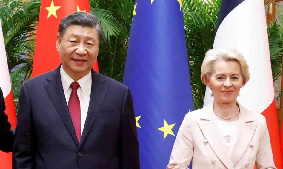 Een ceremoniële top in moeilijke tijden. Leyen en Costa ontmoeten Xi Jinping.