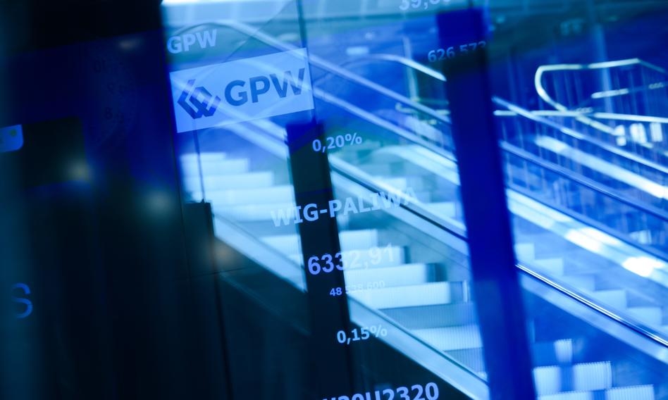 The debt of listed companies has increased by 144 percent in less than two years.