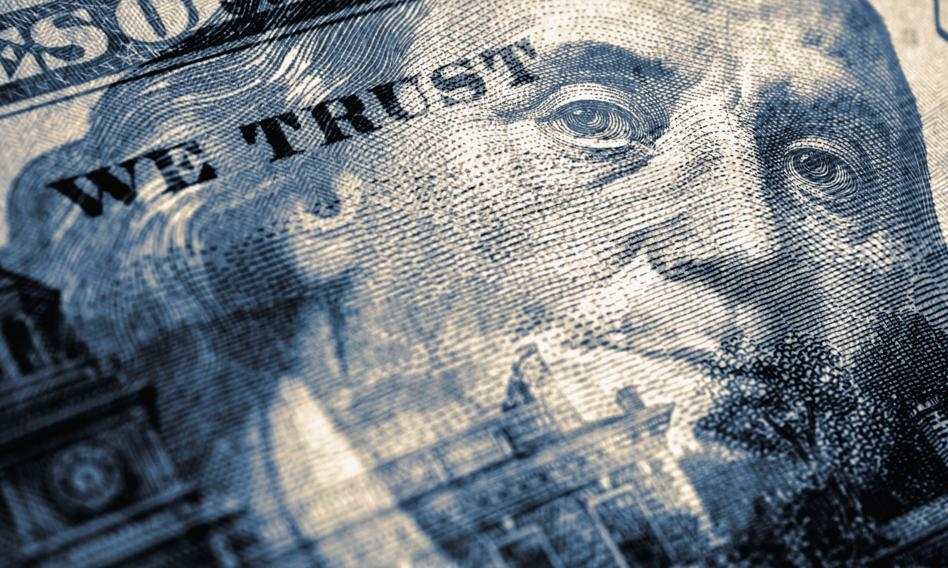 Dolar drożeje do złotego, puchną rezerwy franka. Środa na rynku walut