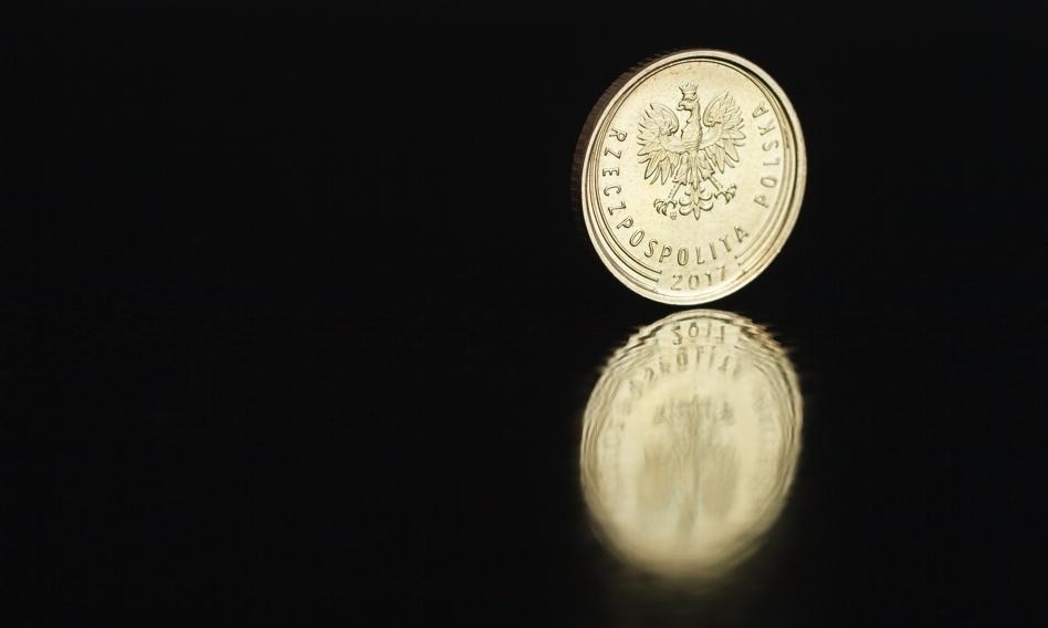 Erste, Başbakan'ın riskli kararı hakkında: Polonya para piyasasında oynaklık yüksek kalabilir