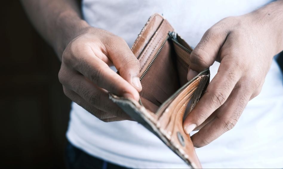 Wedding? Communion? More and more Poles say: I can't afford it
